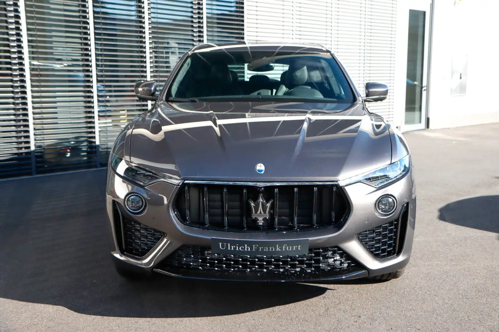 Maserati Levante Modena ***Maserati-Frankfurt*** Grey - 2