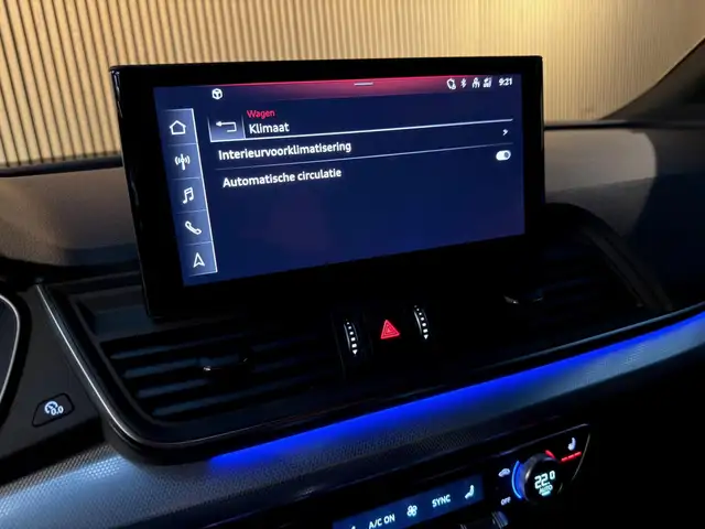 Audi Q5 view 15