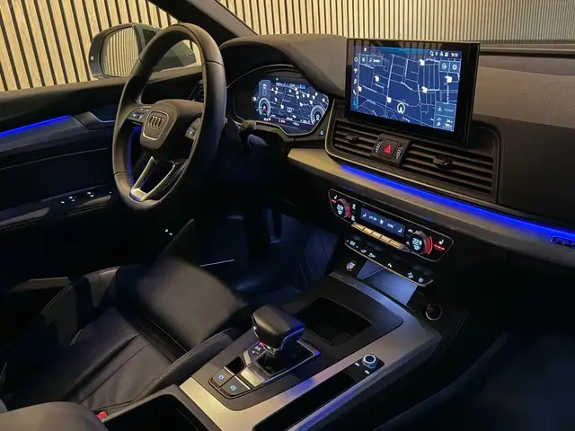 Audi Q5 view 5