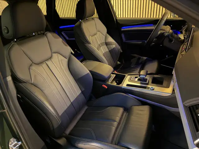 Audi Q5 view 6