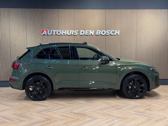 Audi Q5 view 4
