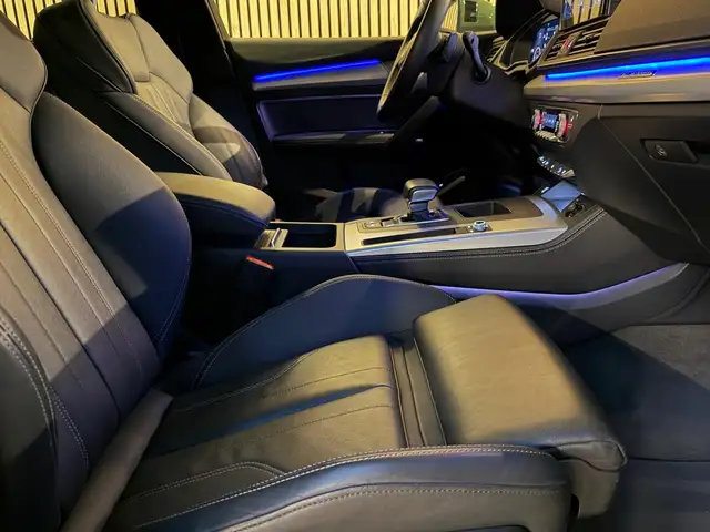 Audi Q5 view 7