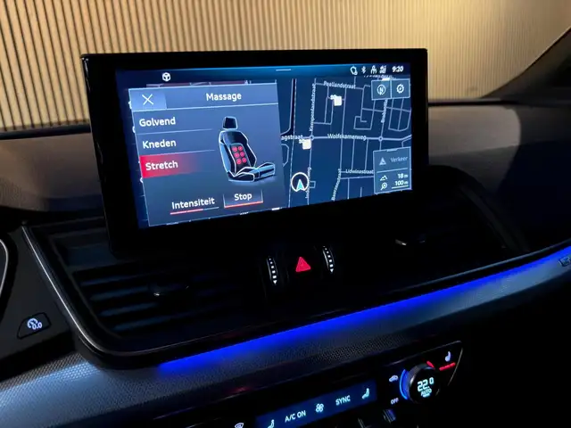 Audi Q5 view 14