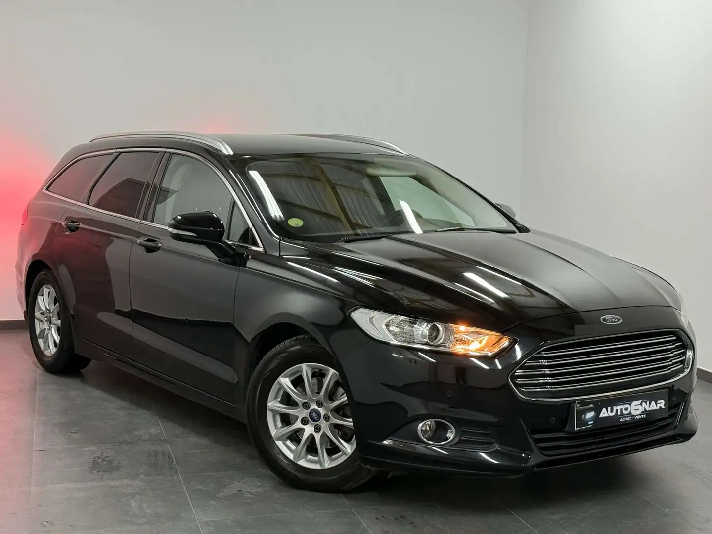 Ford Mondeo 1.6 TDCi - Airco - Navi - Carnet - Euro 5b Noir - 1