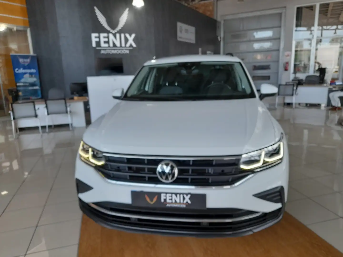Volkswagen Tiguan 2.0TDI Life DSG 110kW Blanco - 2