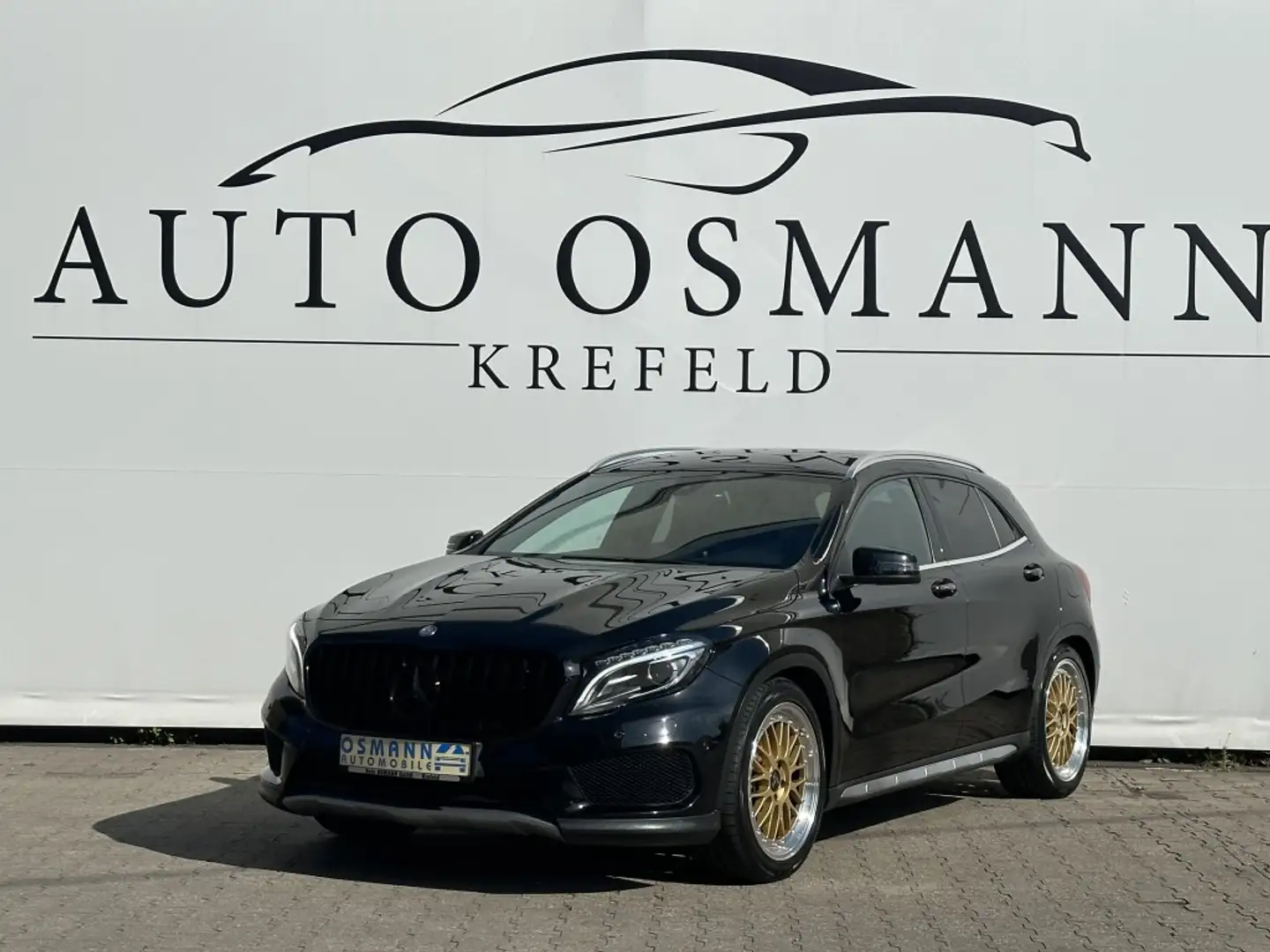 Mercedes-Benz GLA 220 d 4Matic 7G-DCT AMG Line  Bi-Xenon NAVI Noir - 1