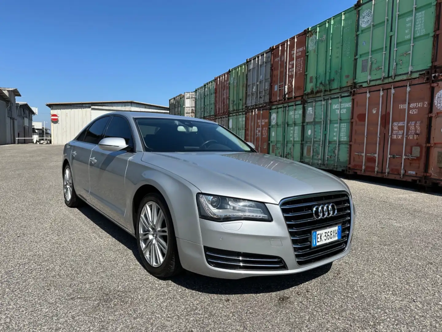 Audi A8 3.0 TDI 250 CV clean diesel quattro tiptronic Gris - 1