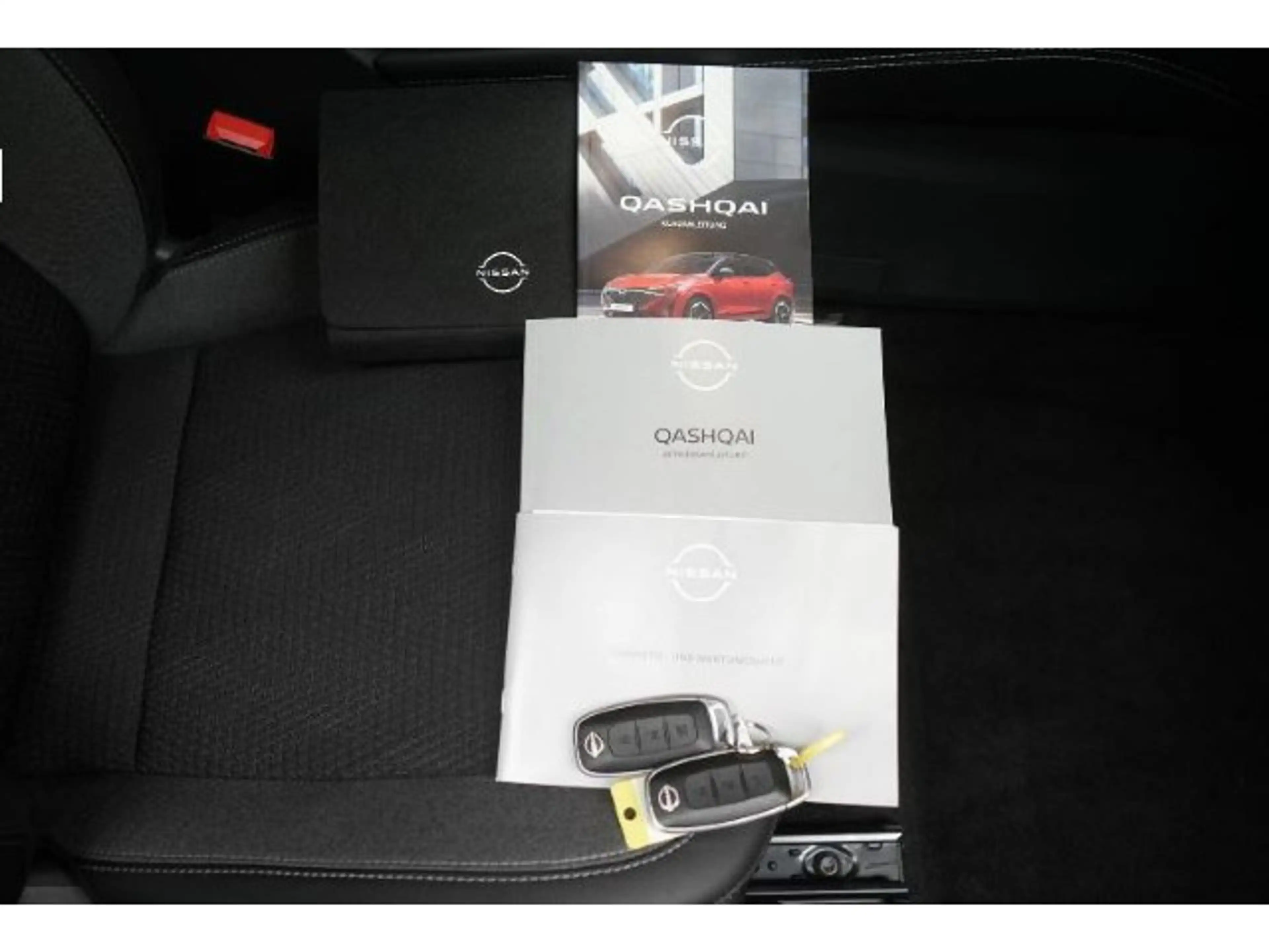 Nissan Qashqai 1.3 DIG-T N-Connecta PGD Winter+Komf.Pak — photo 11