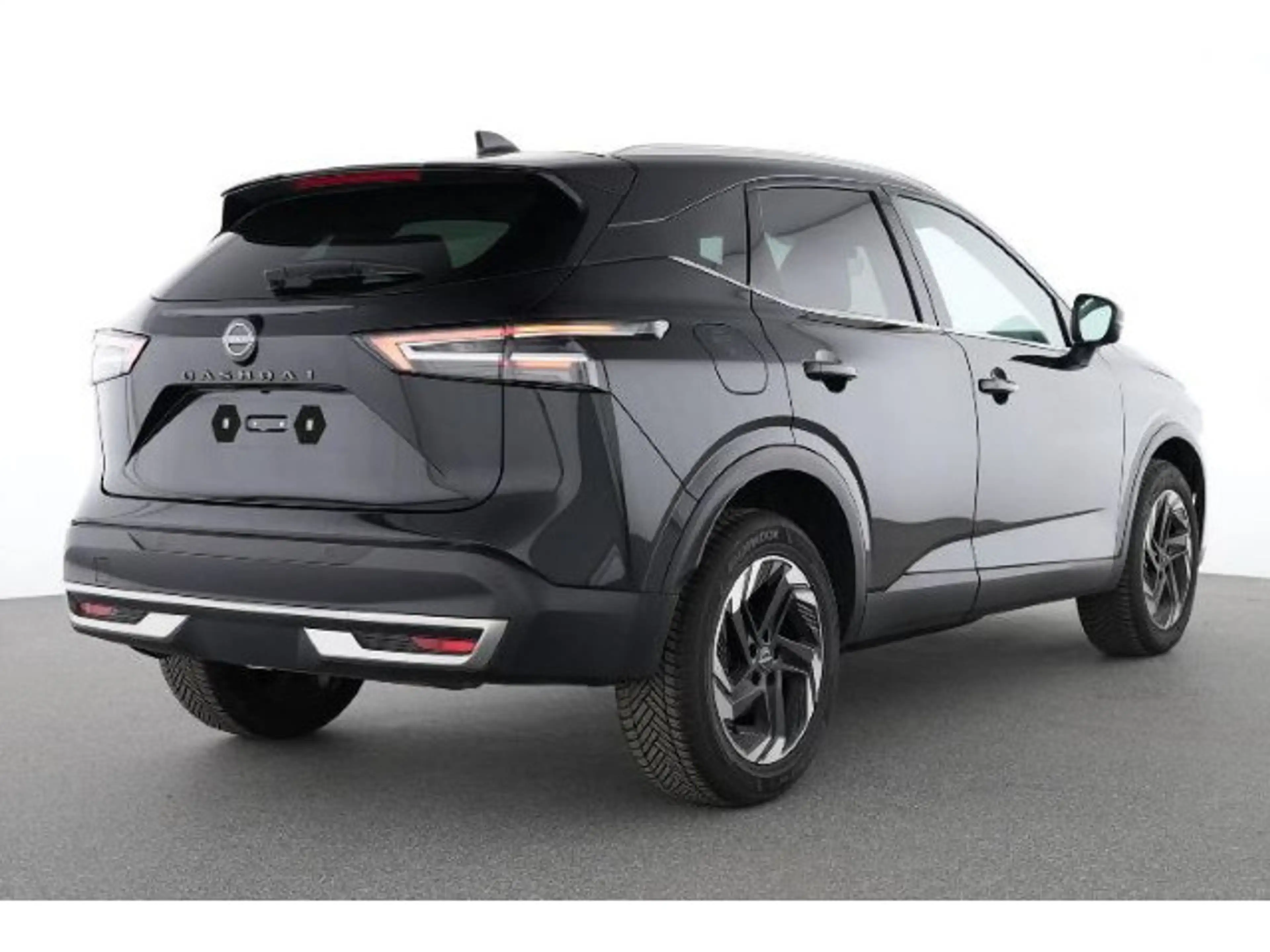 Nissan Qashqai 1.3 DIG-T N-Connecta PGD Winter+Komf.Pak — photo 3