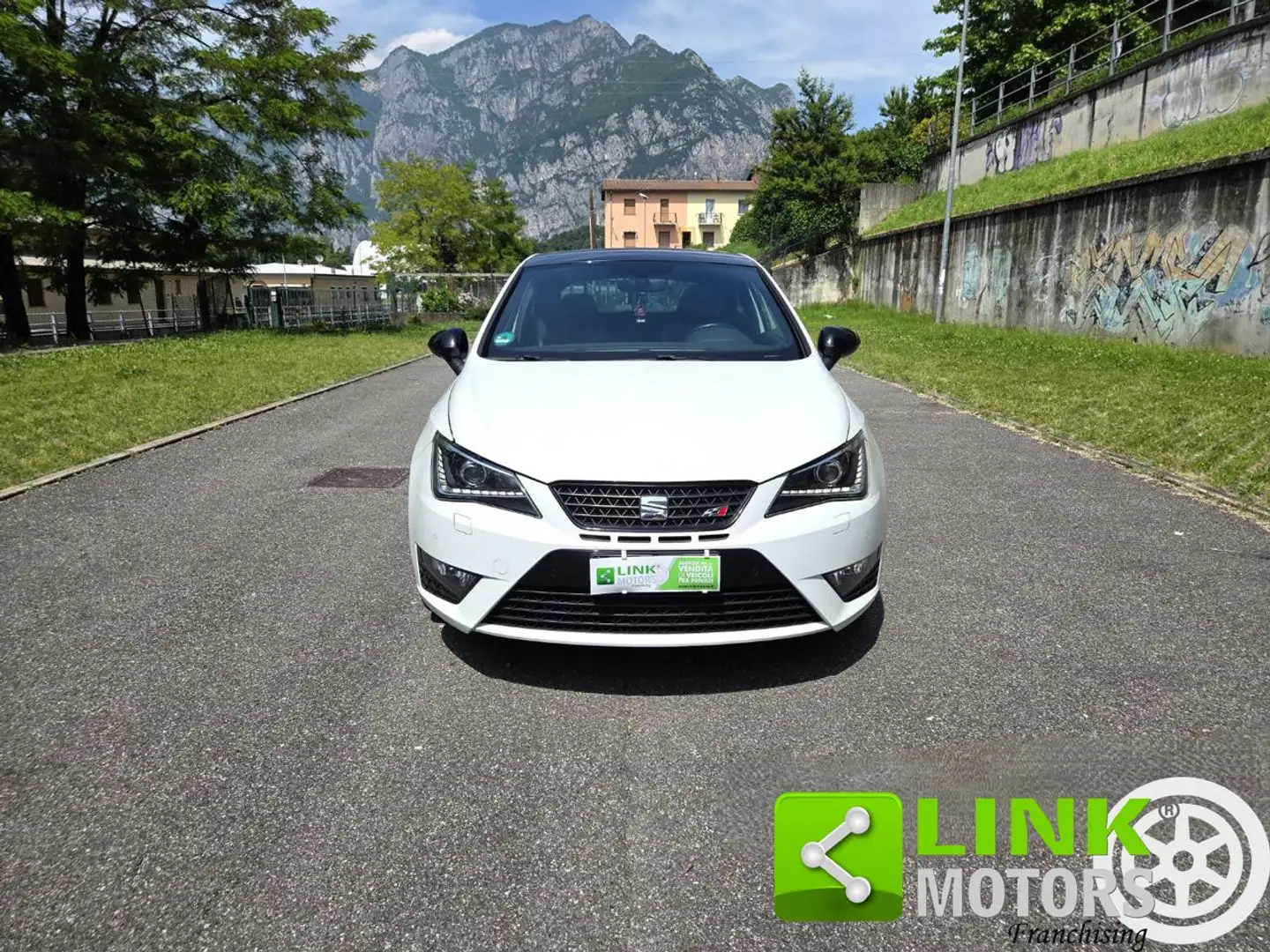 SEAT Ibiza 1.8 TSI S/S 3p. Cupra GARANZIA INCLUSA bijela - 2