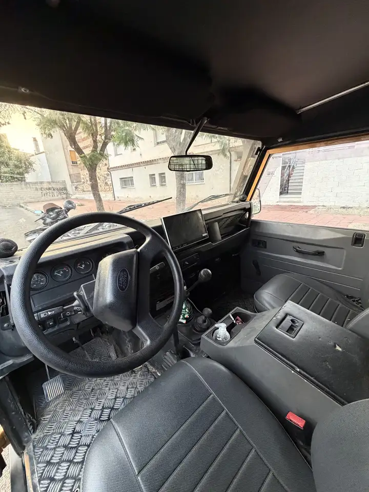 Land Rover Defender 90 2.5 td5 E SW, foto 6