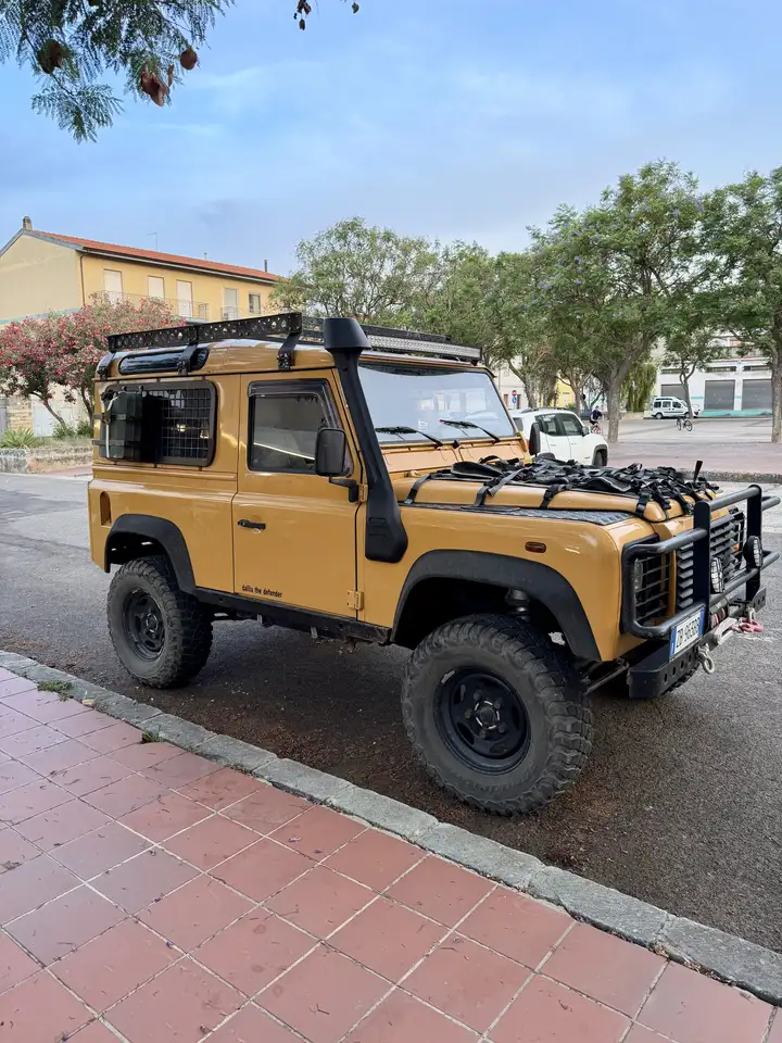 Land Rover Defender 90 2.5 td5 E SW, foto 1