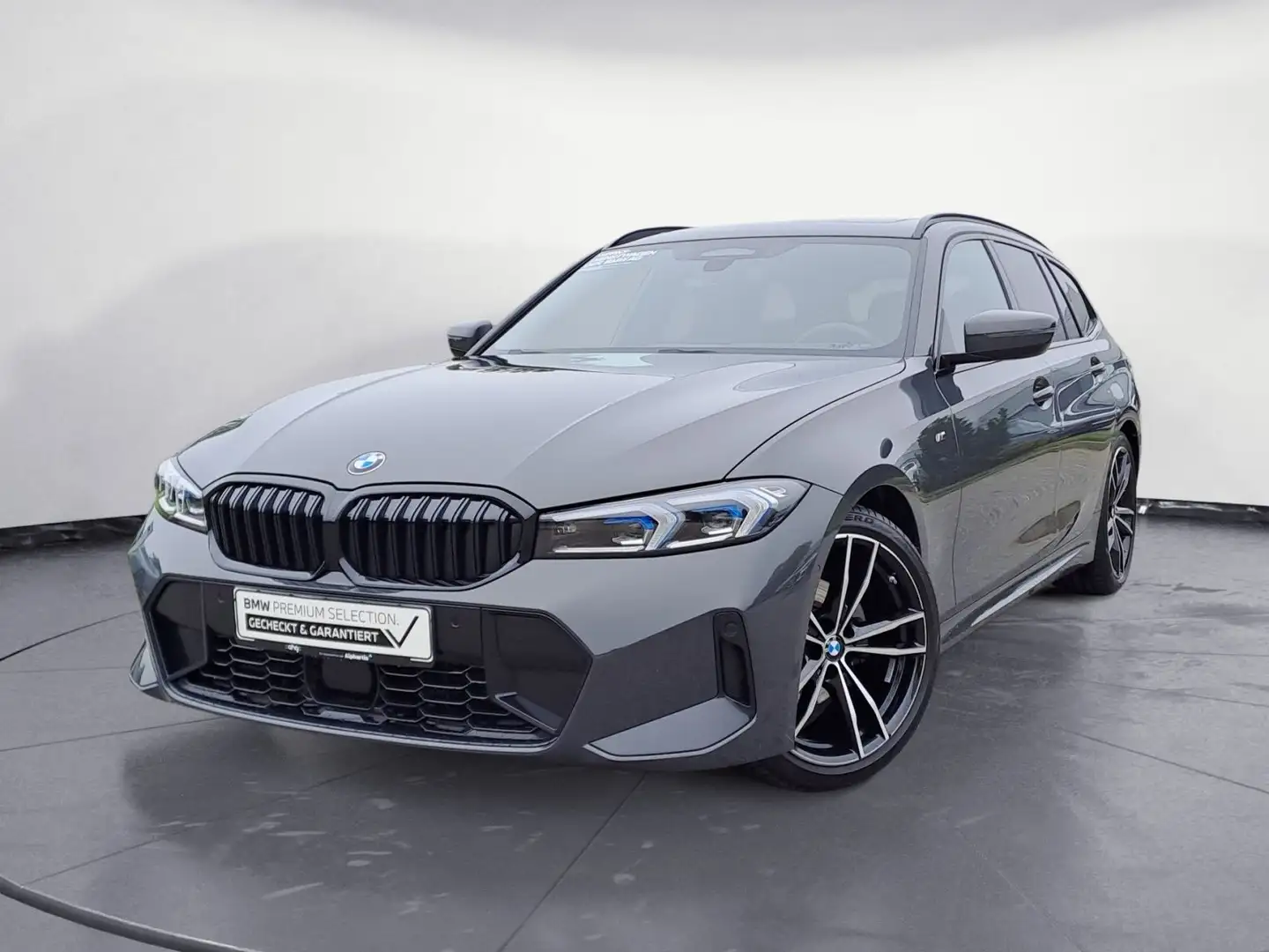BMW 320 i Touring M Sport Standhzg. AHK HiFi ACC Pano Grau - 2