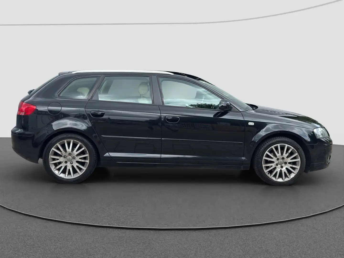 Audi A3 Sportback 2.0 FSI Ambition | 1e Eigenaar | Automaa Nero - 2