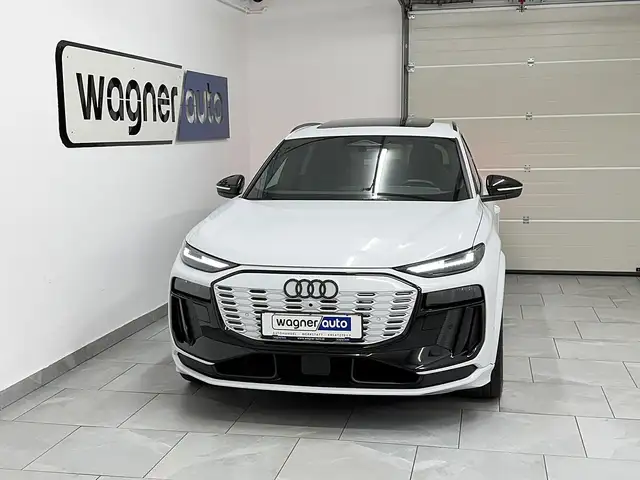 Audi Q6 e-tron quattro 285kW 100kWh S-line/Matrix LED/MMI expe...