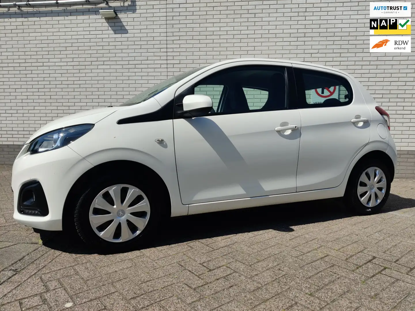 Peugeot 108 1.0 e-VTi Active / Led verlichting / Airco! Weiß - 1