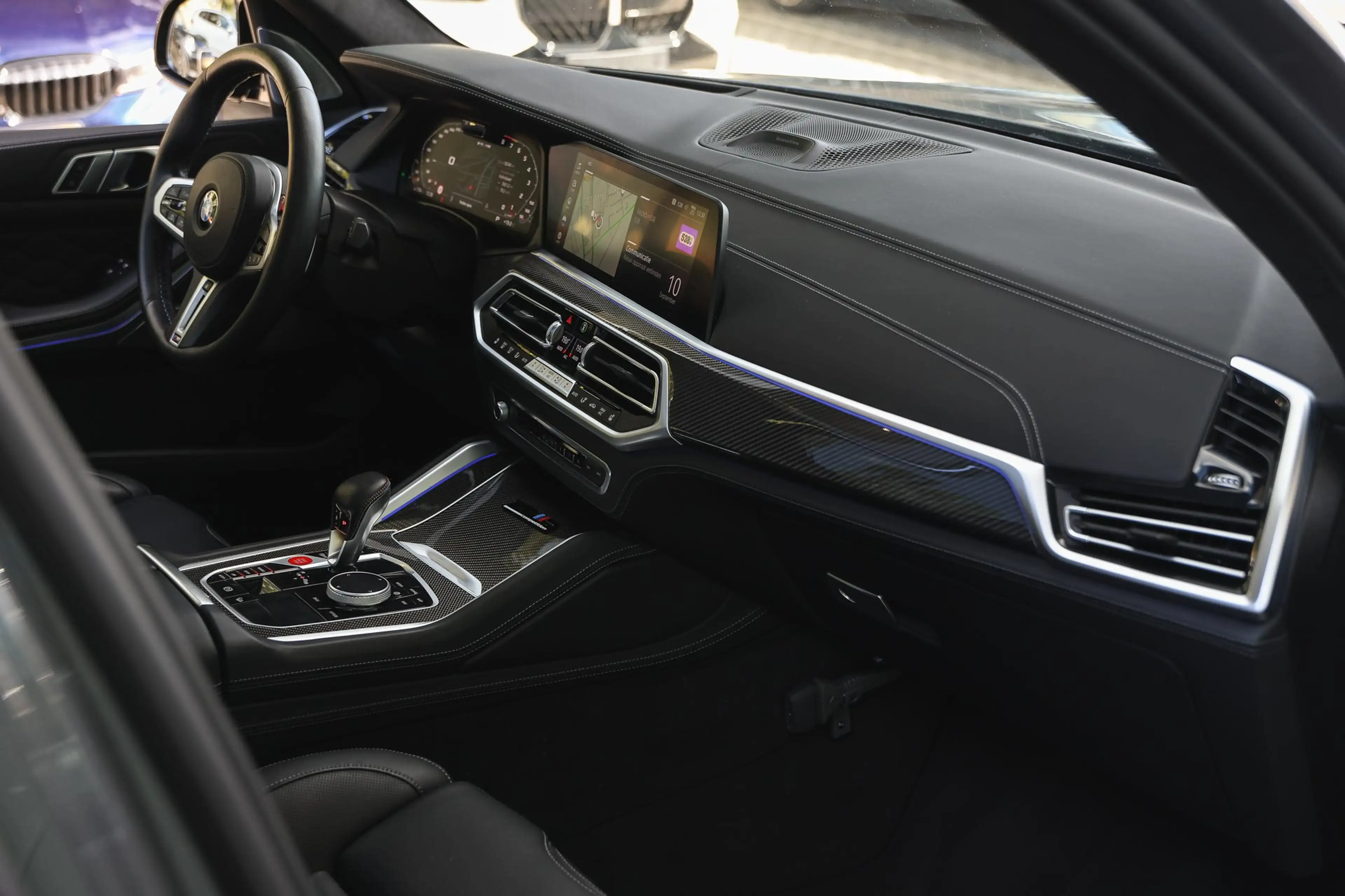 BMW X5 M Competition / Panoramadak Sky Lounge / Trekhaak / — photo 12