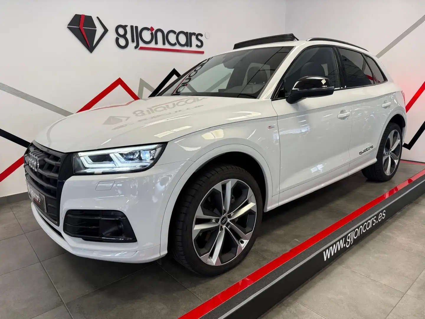 Audi Q5 40 TDI Black line quattro-ultra S tronic 140kW Blanco - 1