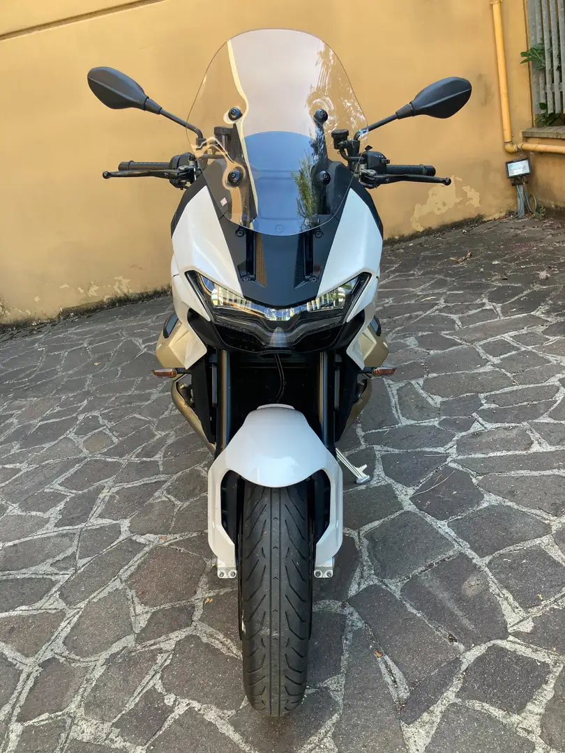 Moto Guzzi V 100 sport touring Білий - 1