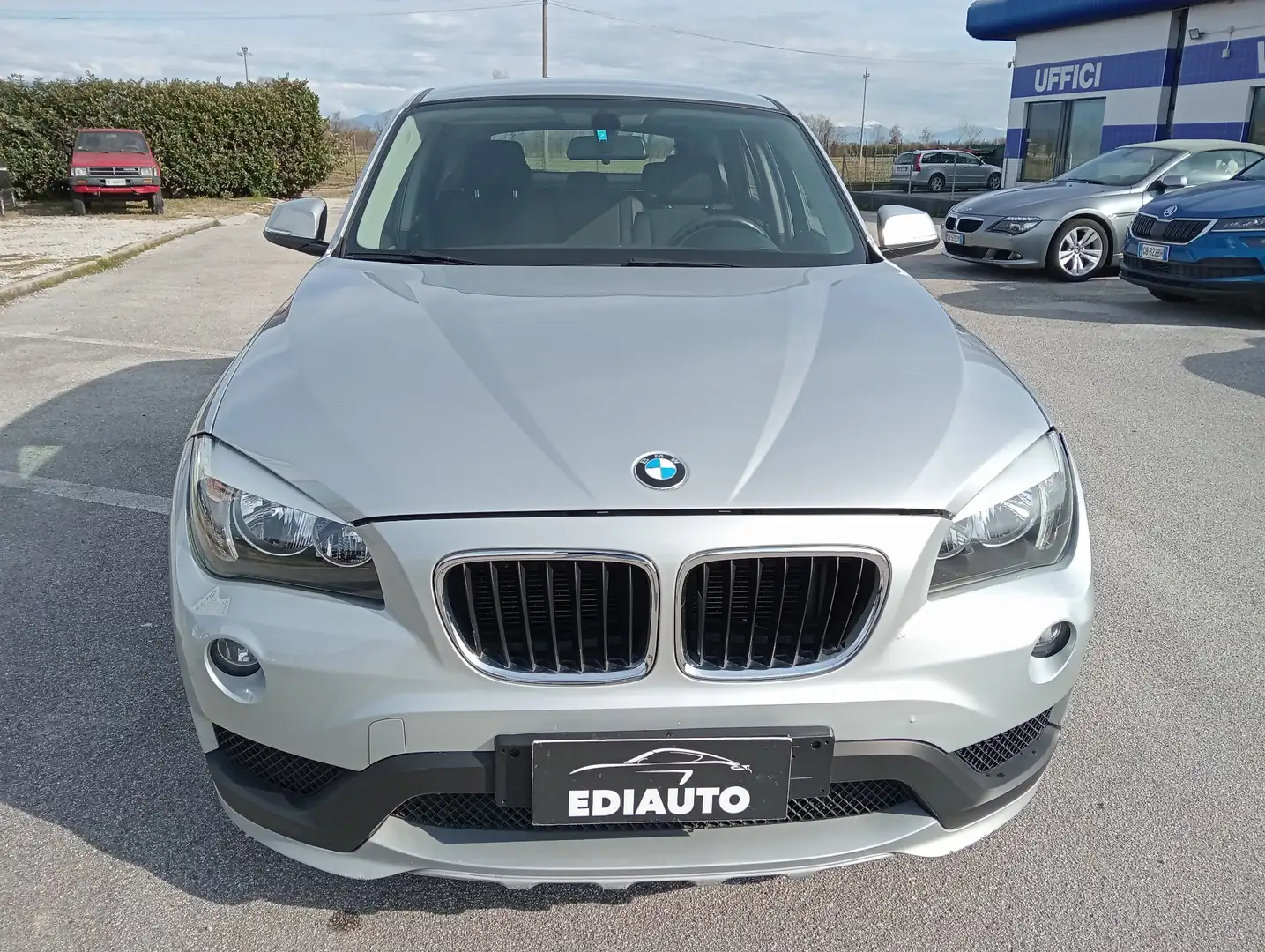 BMW X1 X1 sdrive18d Sport Line Argintiu - 2