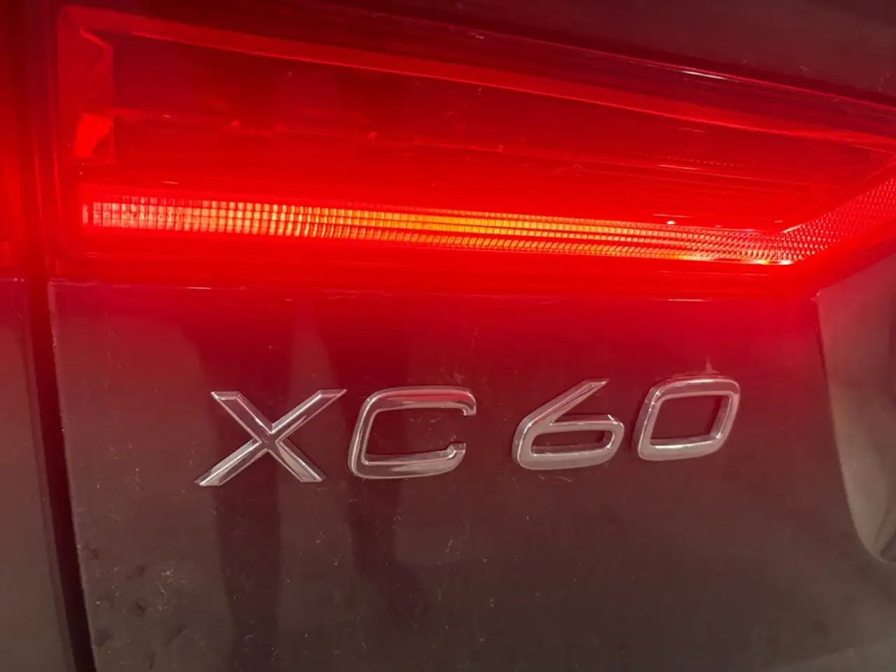 Volvo XC60 снимка Volvo XC60