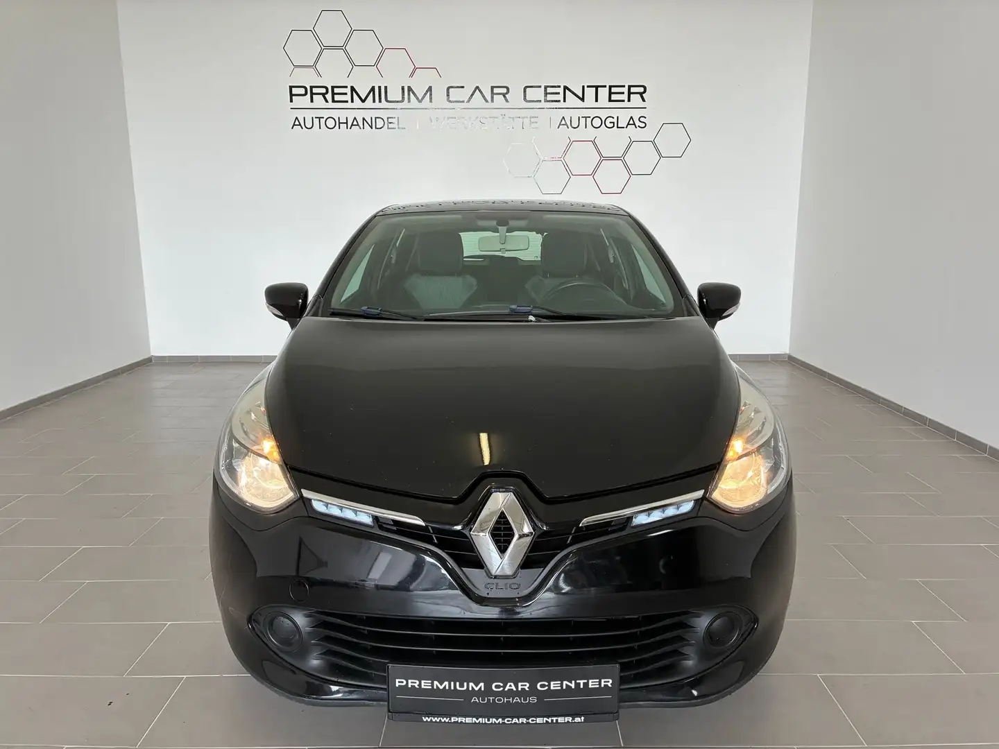 Renault Clio 1,2 16V Expression Schwarz - 2