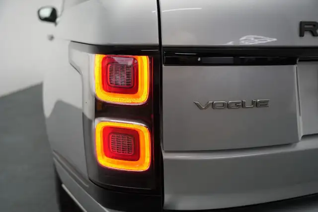 Land Rover Range Rover view 10