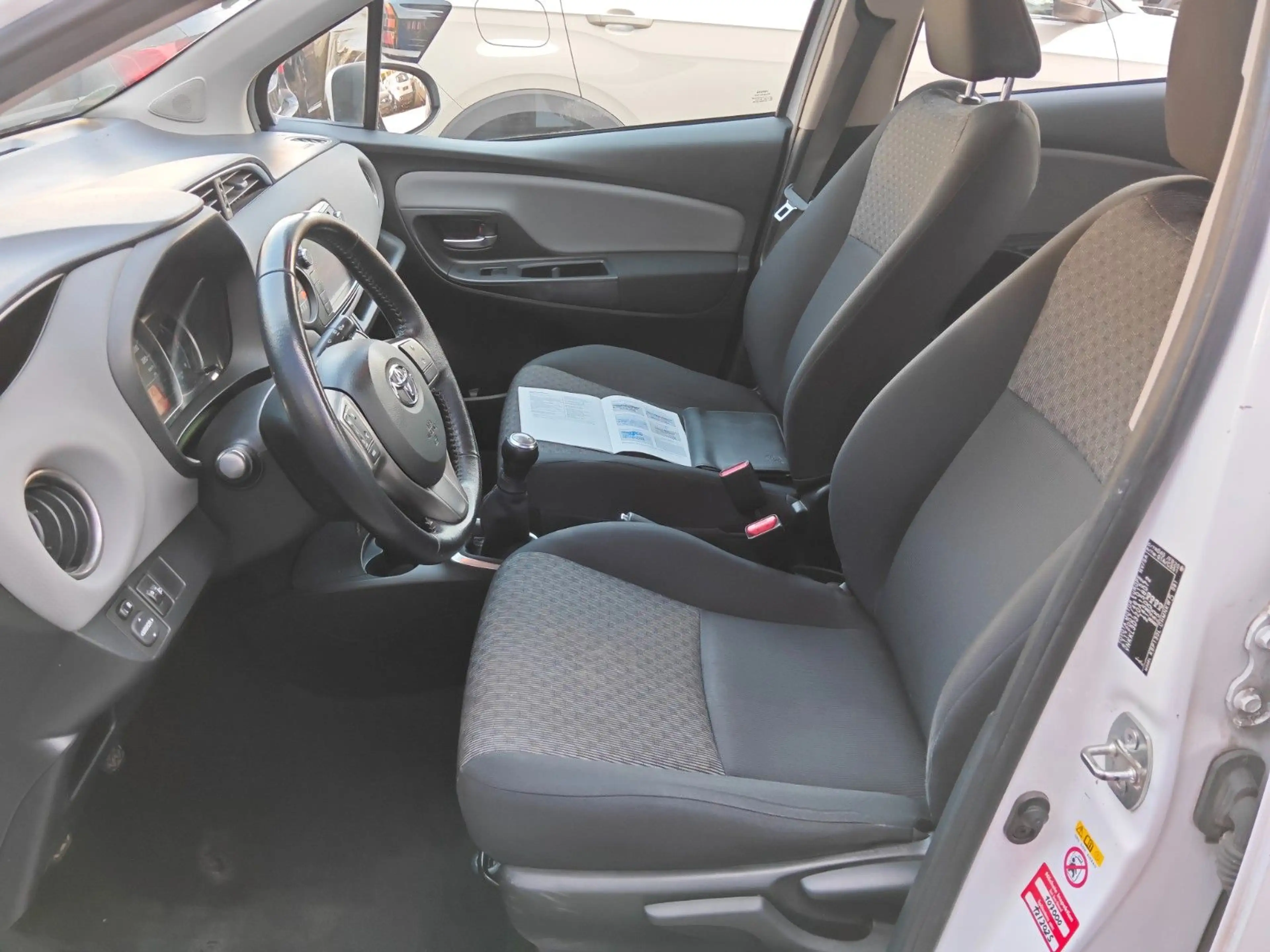 Toyota Yaris Comfort 5türig — photo 5