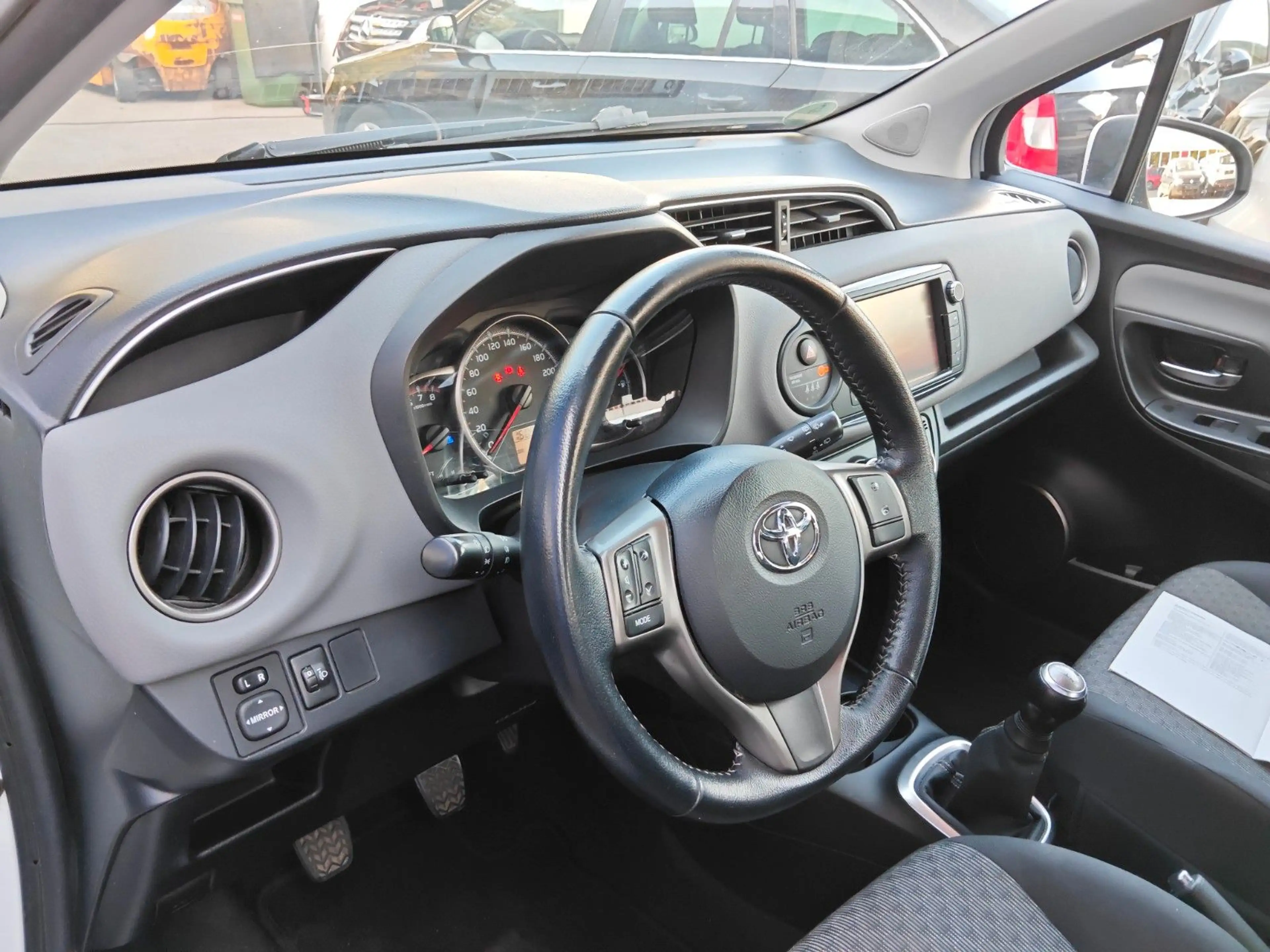 Toyota Yaris Comfort 5türig — photo 6