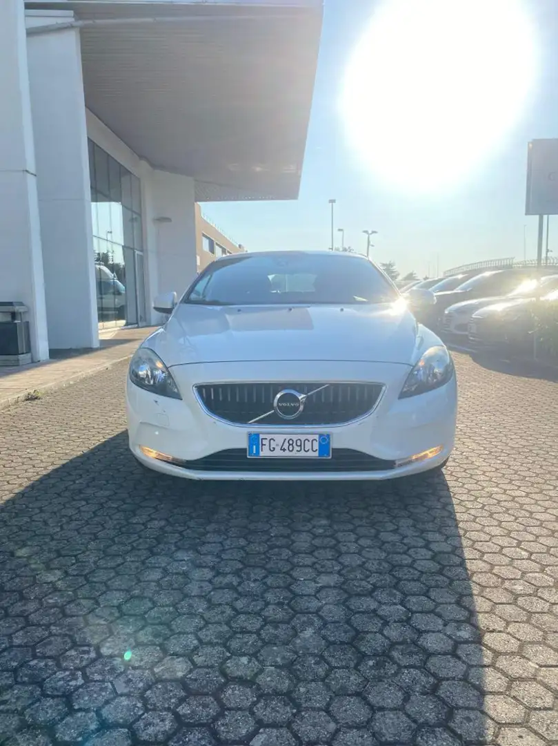 Volvo V40 D2 Business NEO PATENTATO Blanc - 1