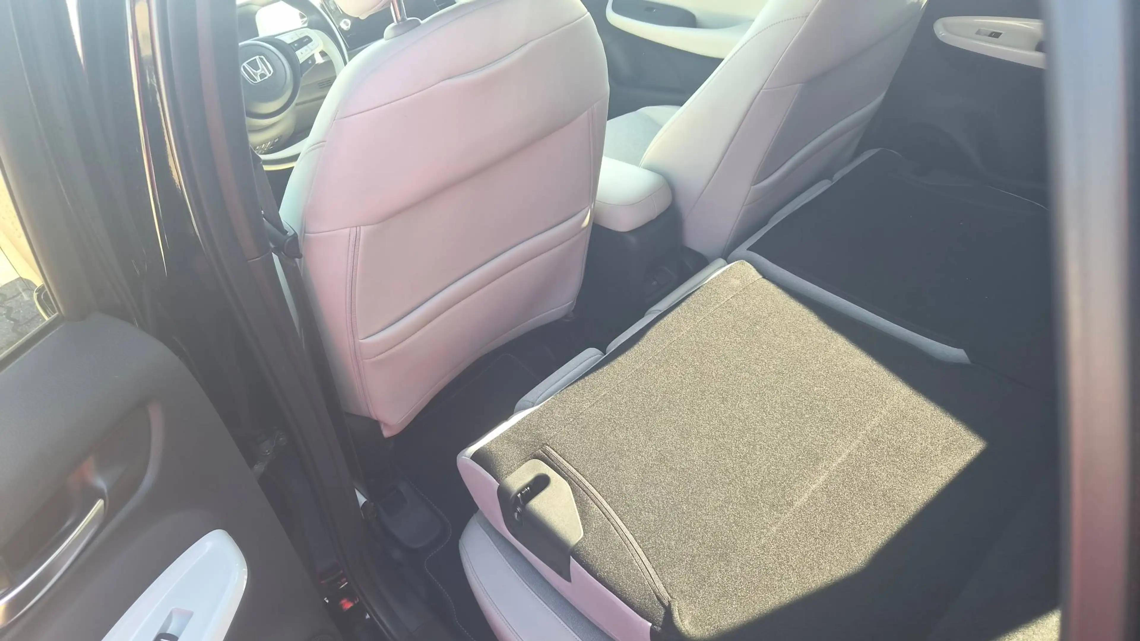 Honda Jazz 1.5 i-MMD Hybrid Executive — photo 6