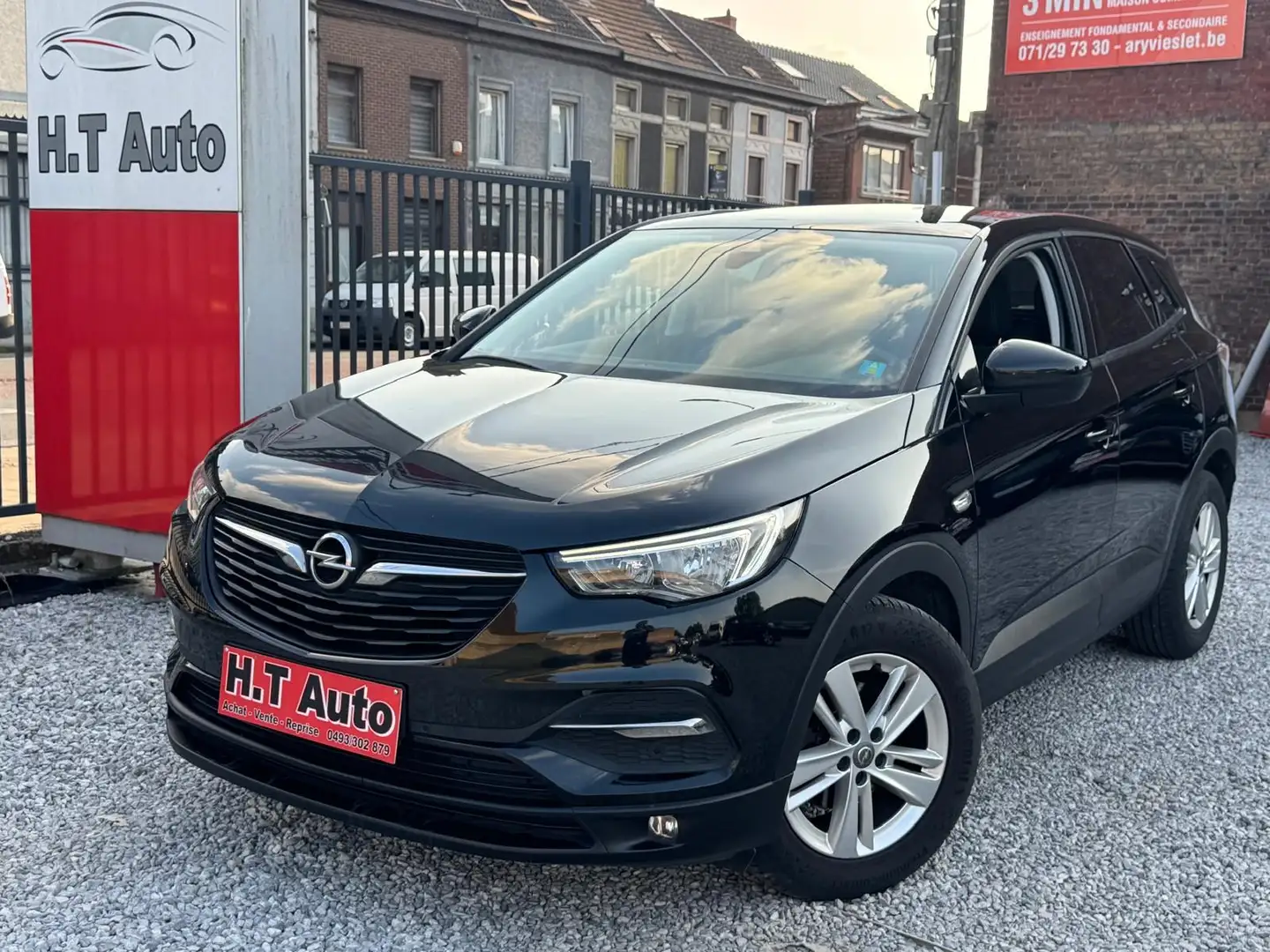 Opel Grandland X 1.2 Turbo ECOTEC Innovation/Etat neuf Schwarz - 1