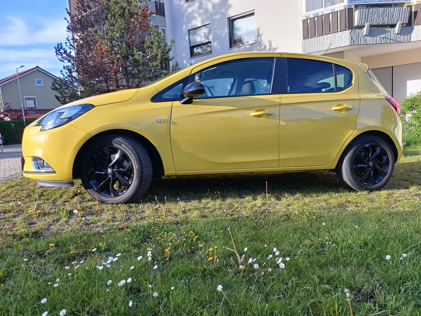 Opel Corsa 1.4 Turbo (ecoFLEX) Start/Stop Color Edition Jaune - 2