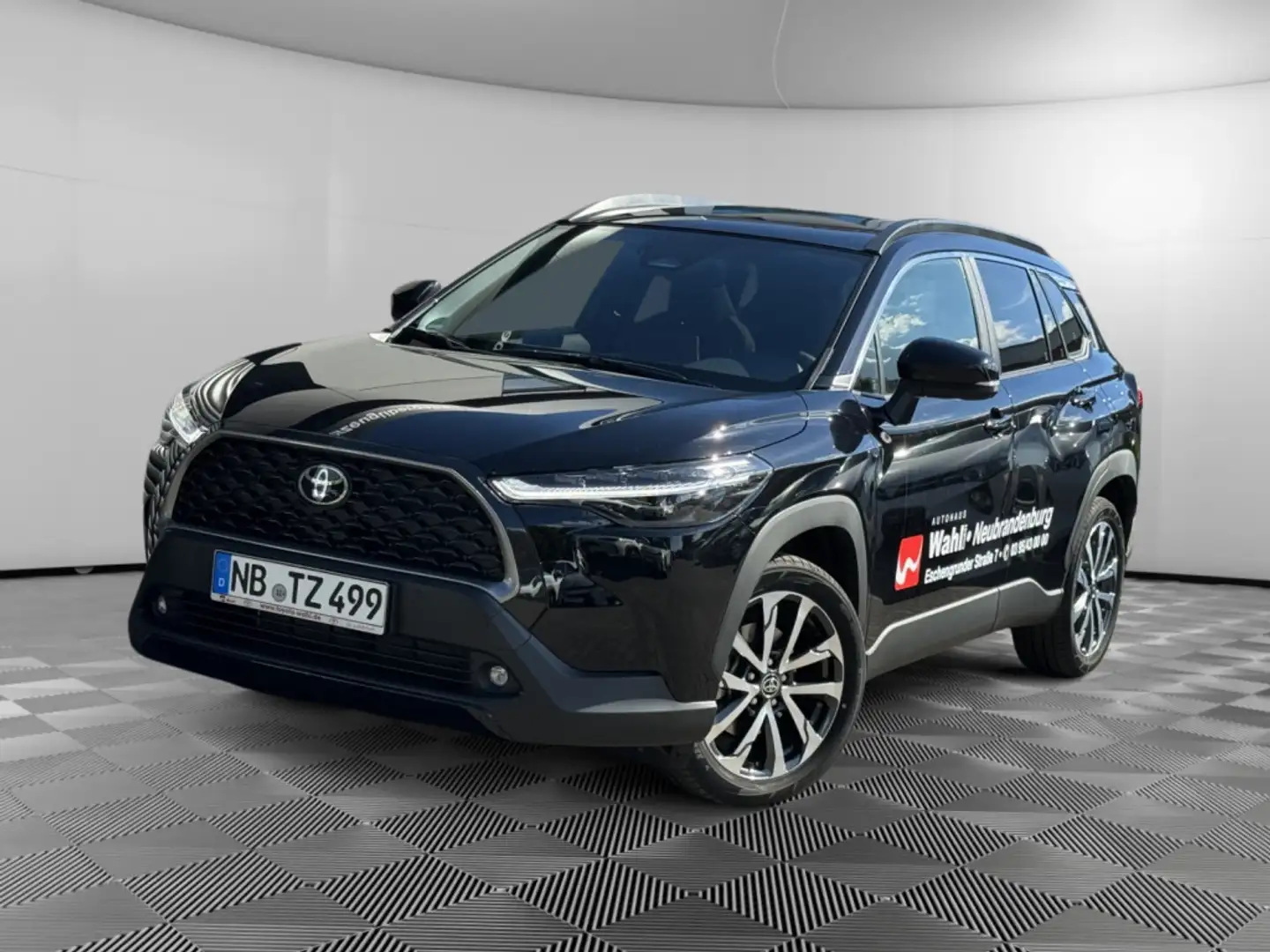 Toyota Corolla Cross 2.0 Hybrid FWD Teamplayer Noir - 1