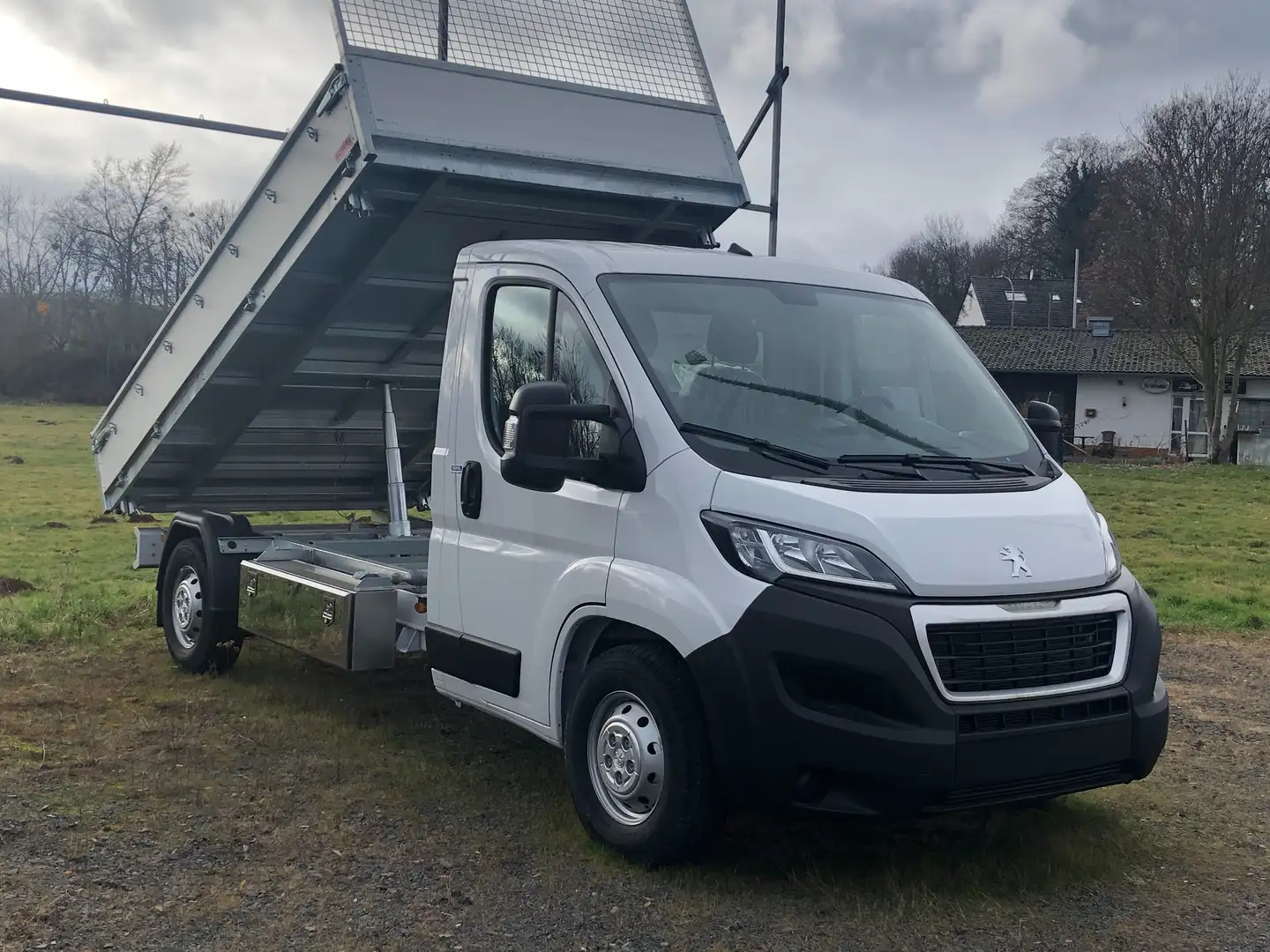 Peugeot Boxer Kipper Edition 435 L3 HDI 140 Premium Bianco - 1