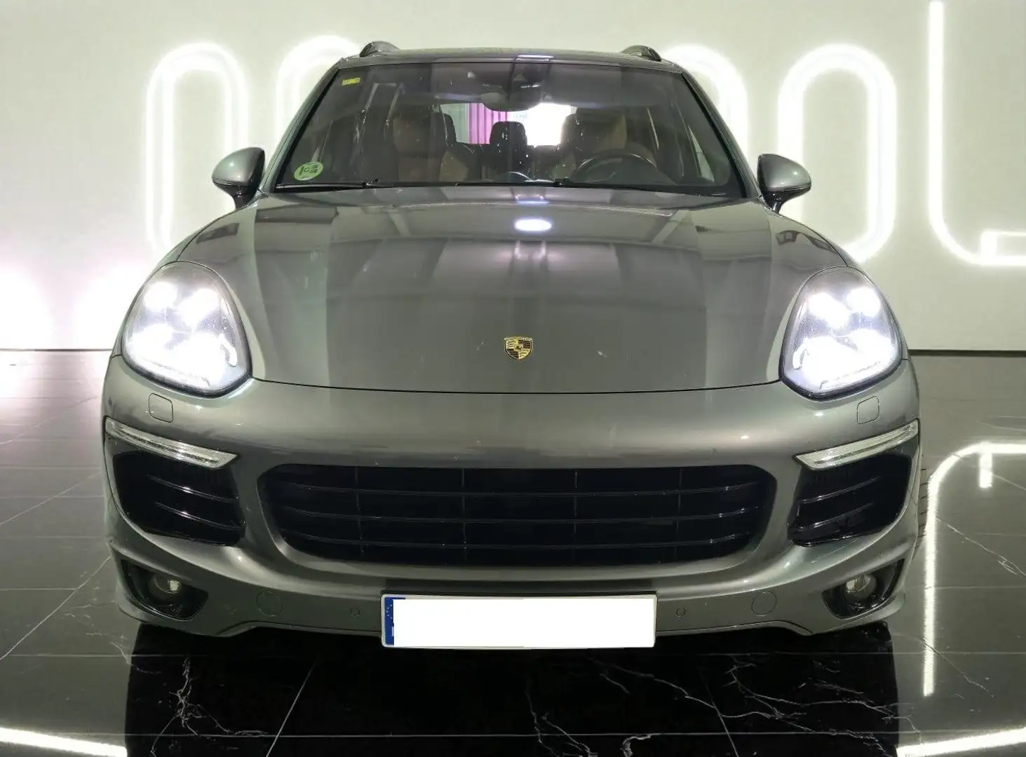 Porsche Cayenne Gris - 2