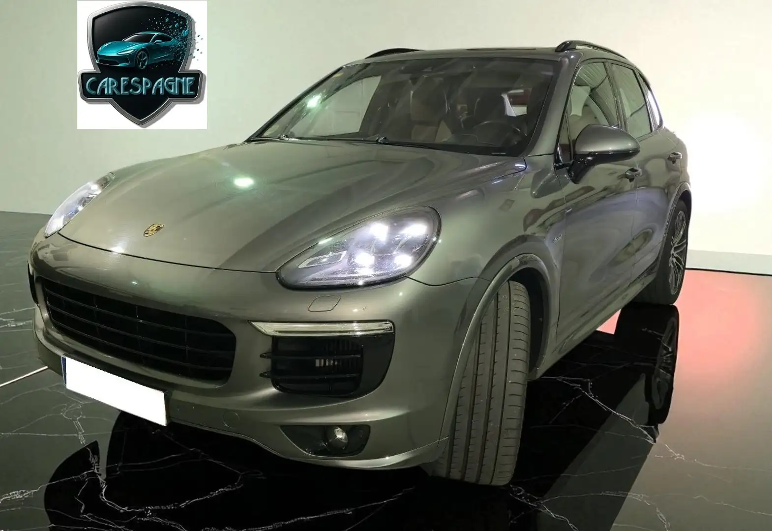 Porsche Cayenne Gris - 1