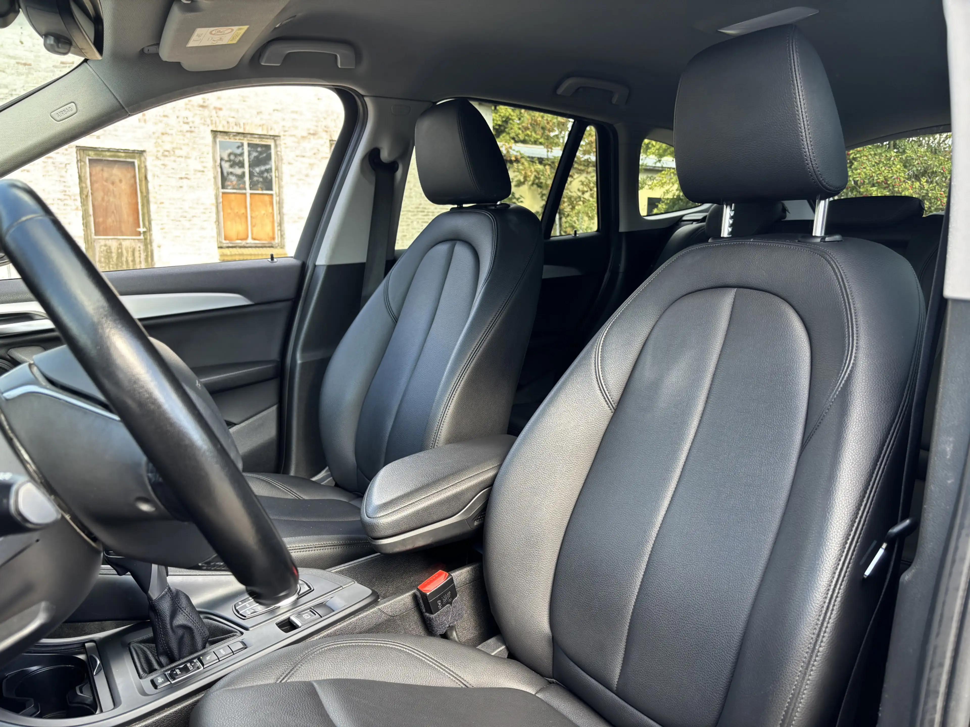 BMW X1 xDrive25e Executive 2e-Eig. & Keurig-Onderh. BOVAG — photo 5