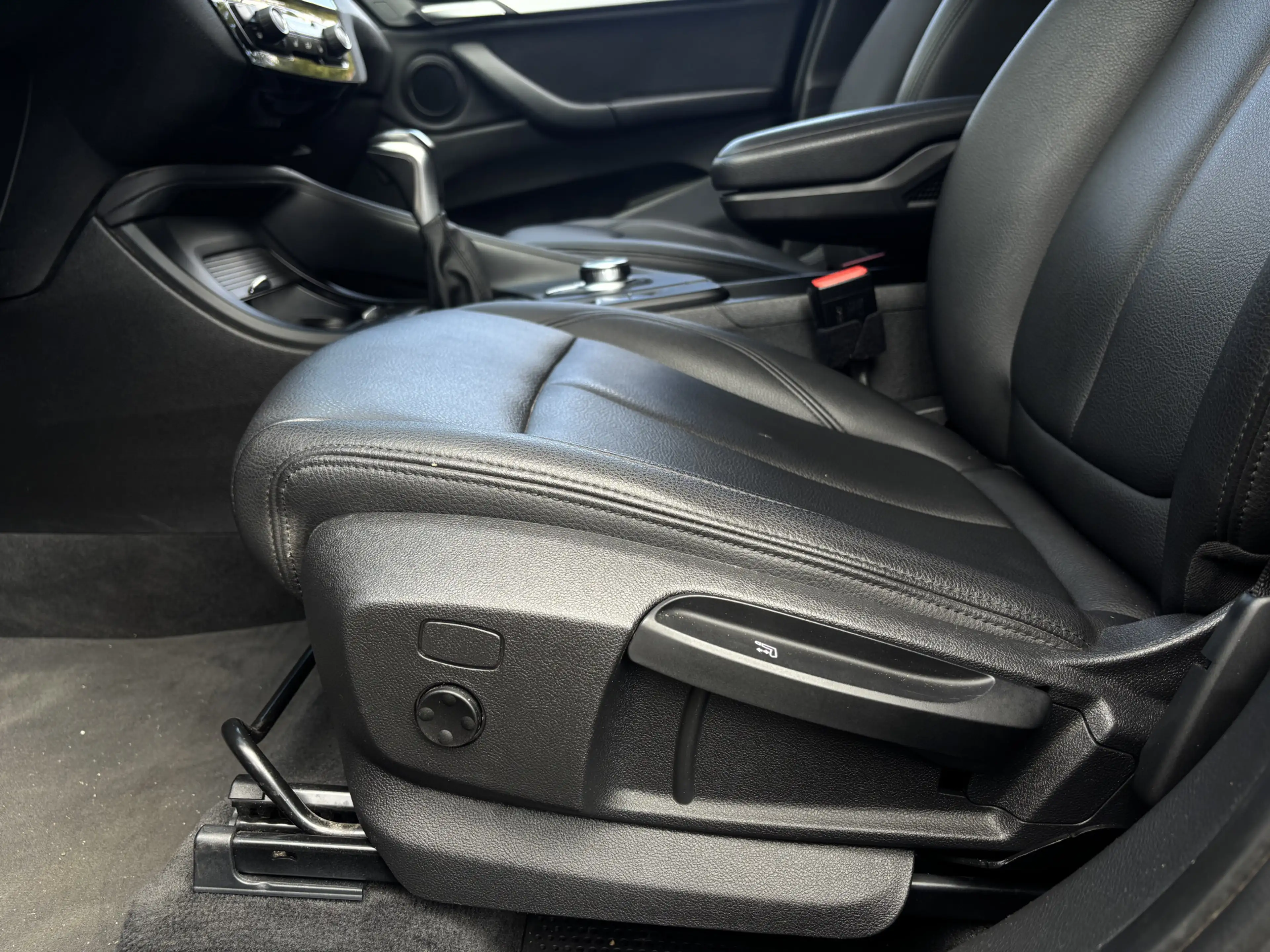 BMW X1 xDrive25e Executive 2e-Eig. & Keurig-Onderh. BOVAG — photo 6