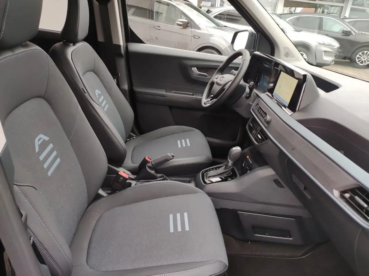 Ford Tourneo Courier 2026 — фото 10