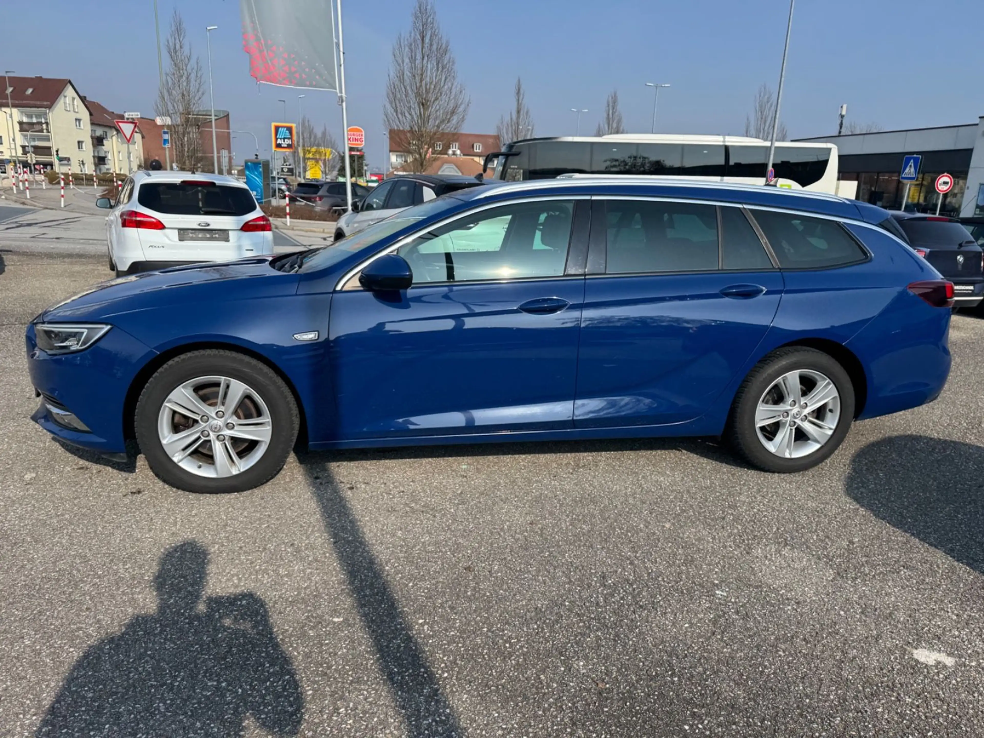 Opel Insignia B Sport 4x4 2.0 TDI *1.HAND* — photo 3