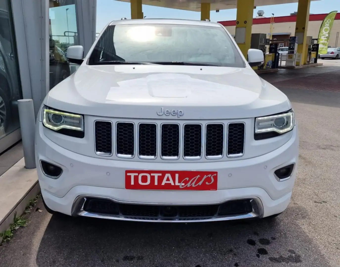 Jeep Grand Cherokee 3.0 V6 CRD 250 CV Multijet II Overland Wit - 2
