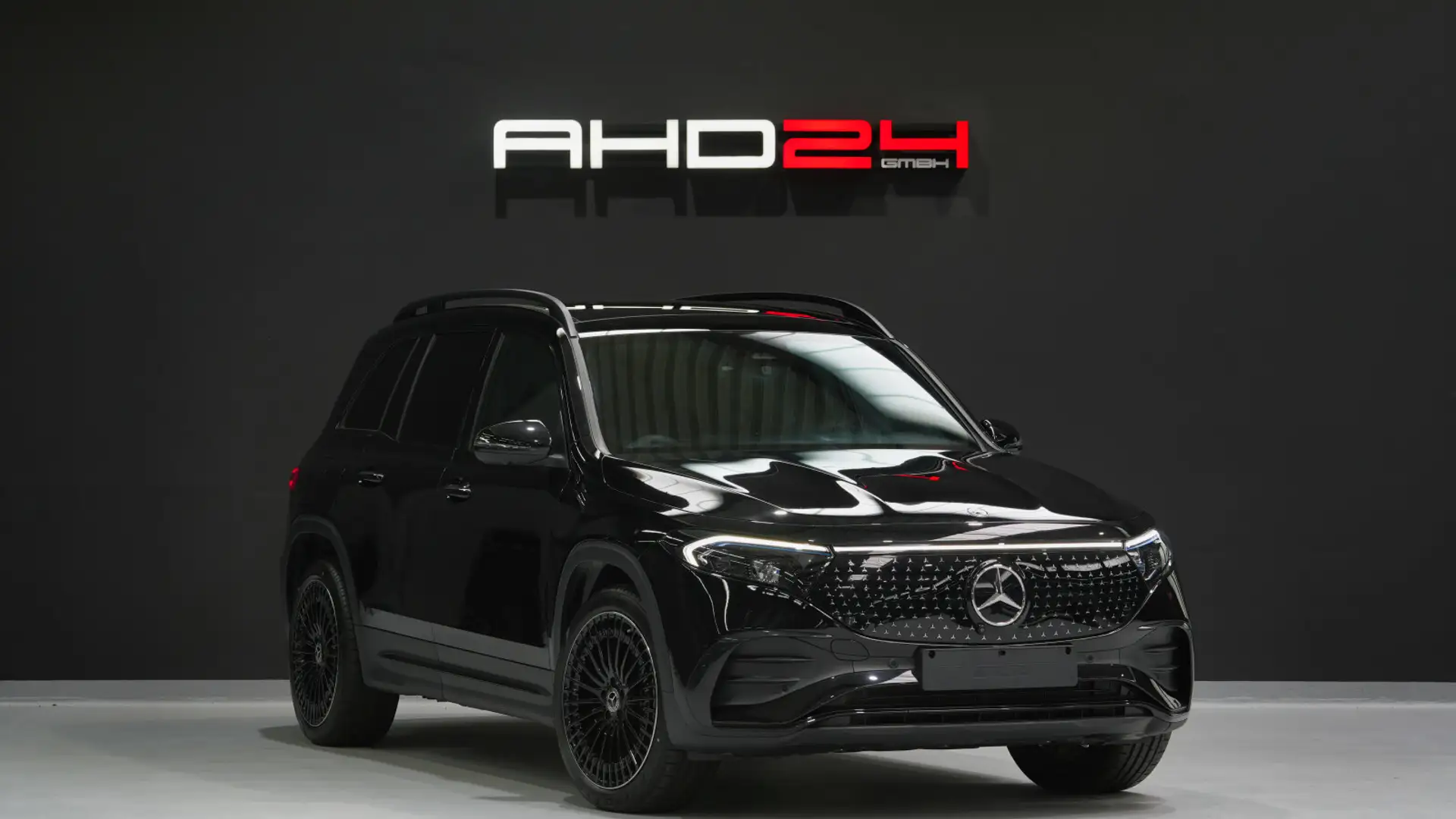 Mercedes-Benz EQB 350 EQB 350 4MATIC AMG 7SEATER RHD PANO / Burmester Noir - 1