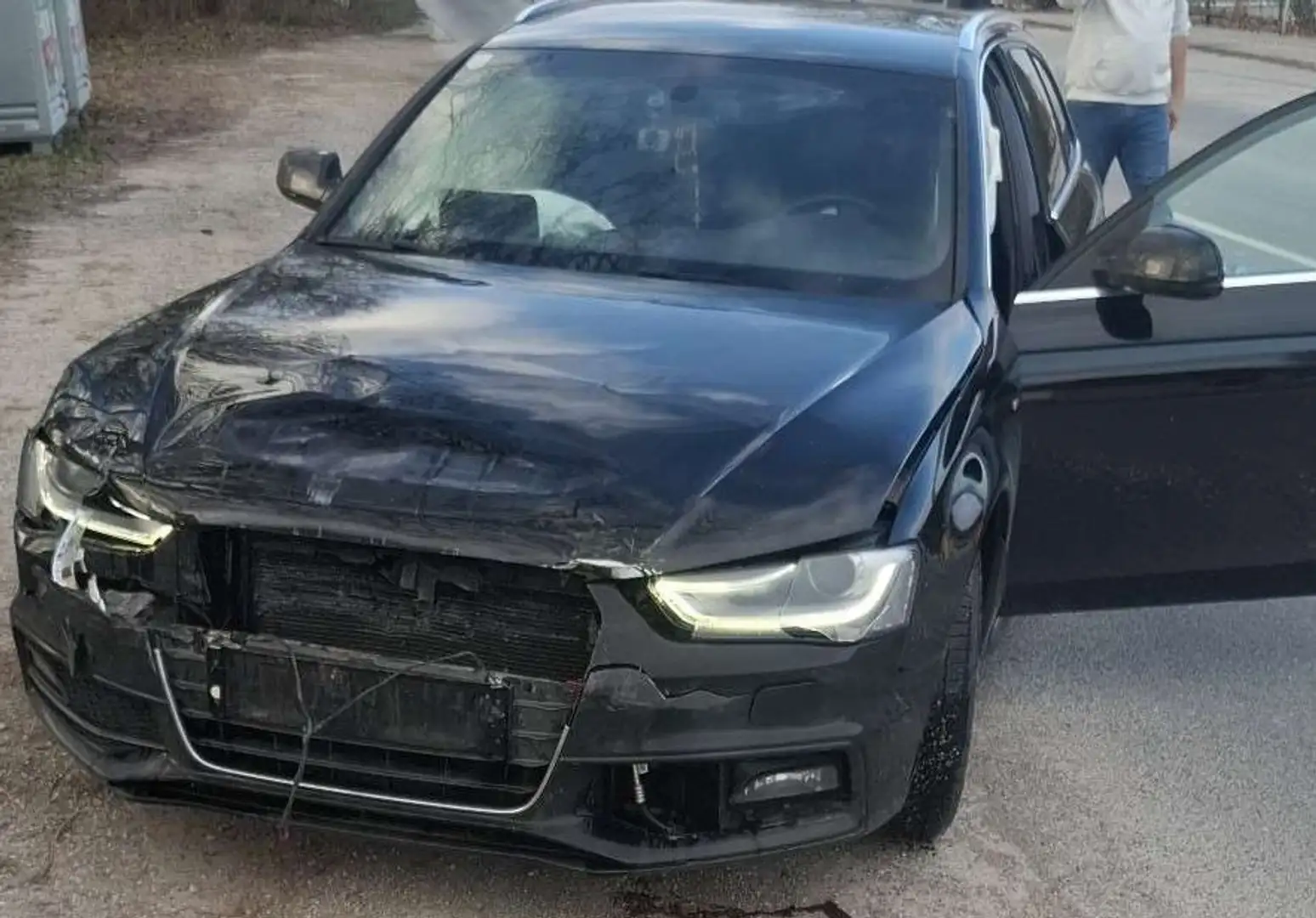 Audi A4 Avant 2,0 TDI 2×S-Line/Service/HÜ/Zahnriemen neu Schwarz - 2