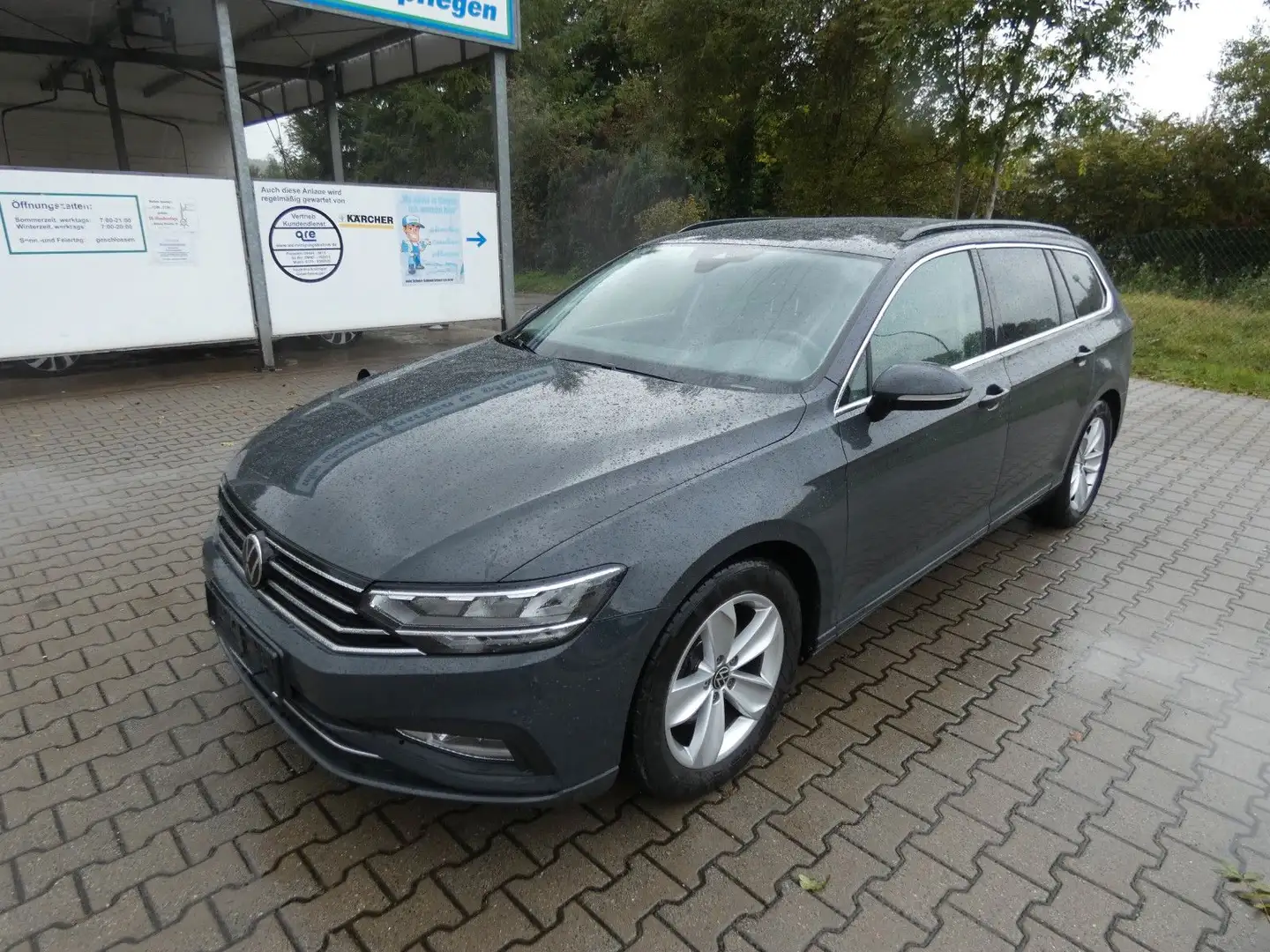 Volkswagen Passat Variant Business2.0TSI DSG LED Navi SHZ Grau - 1