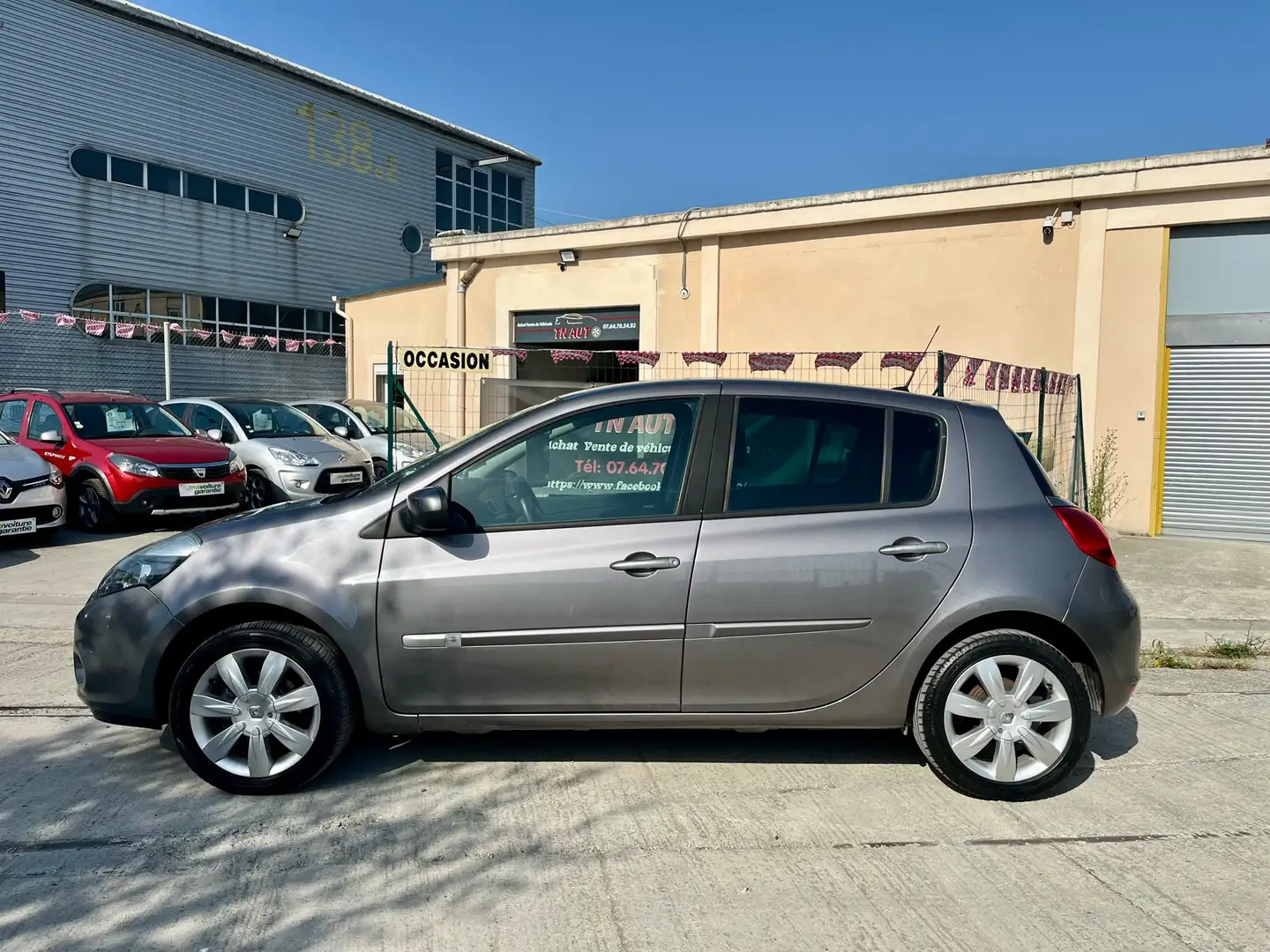 Renault Clio III Tce 100 eco2 Exception TomTom Euro 5 Gris - 2
