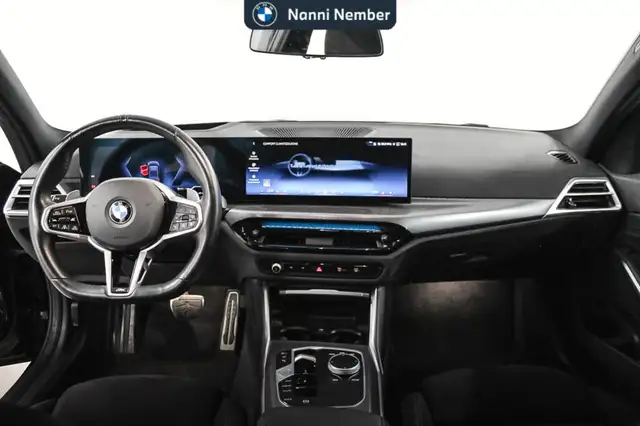 BMW 3 Series view 11