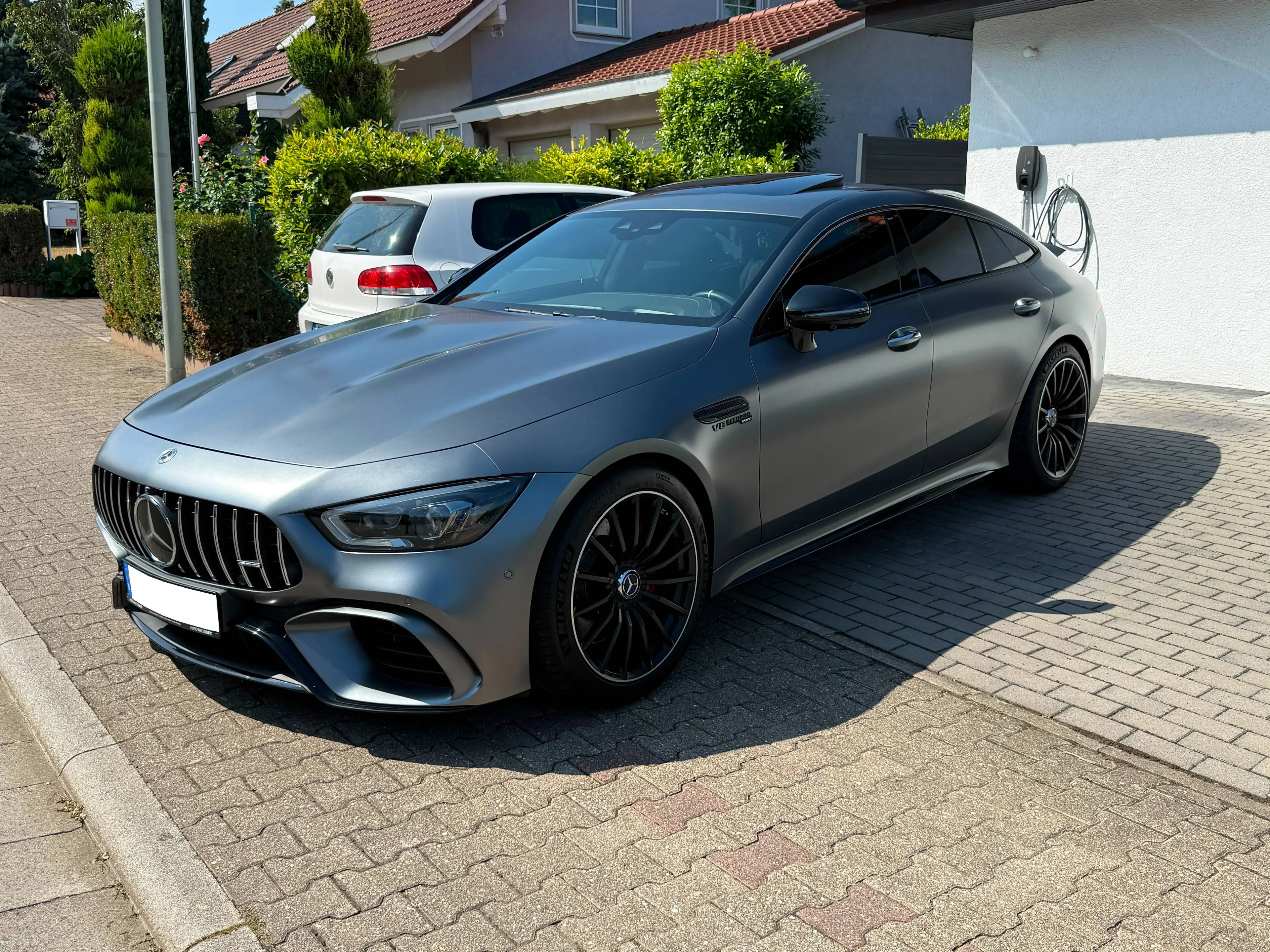 Mercedes-Benz AMG GT 63 4Matic+  (290.688)