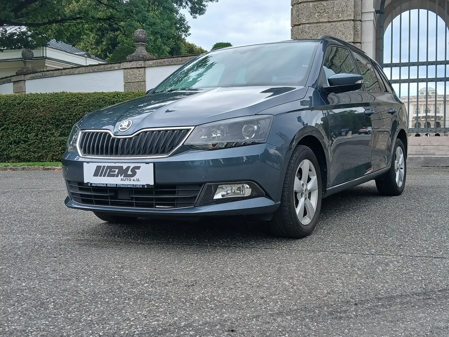 Skoda Fabia *114tkm*PICKERL NEU*PDC*KLIMAAUT.*SERVICE NEU* Grau - 1