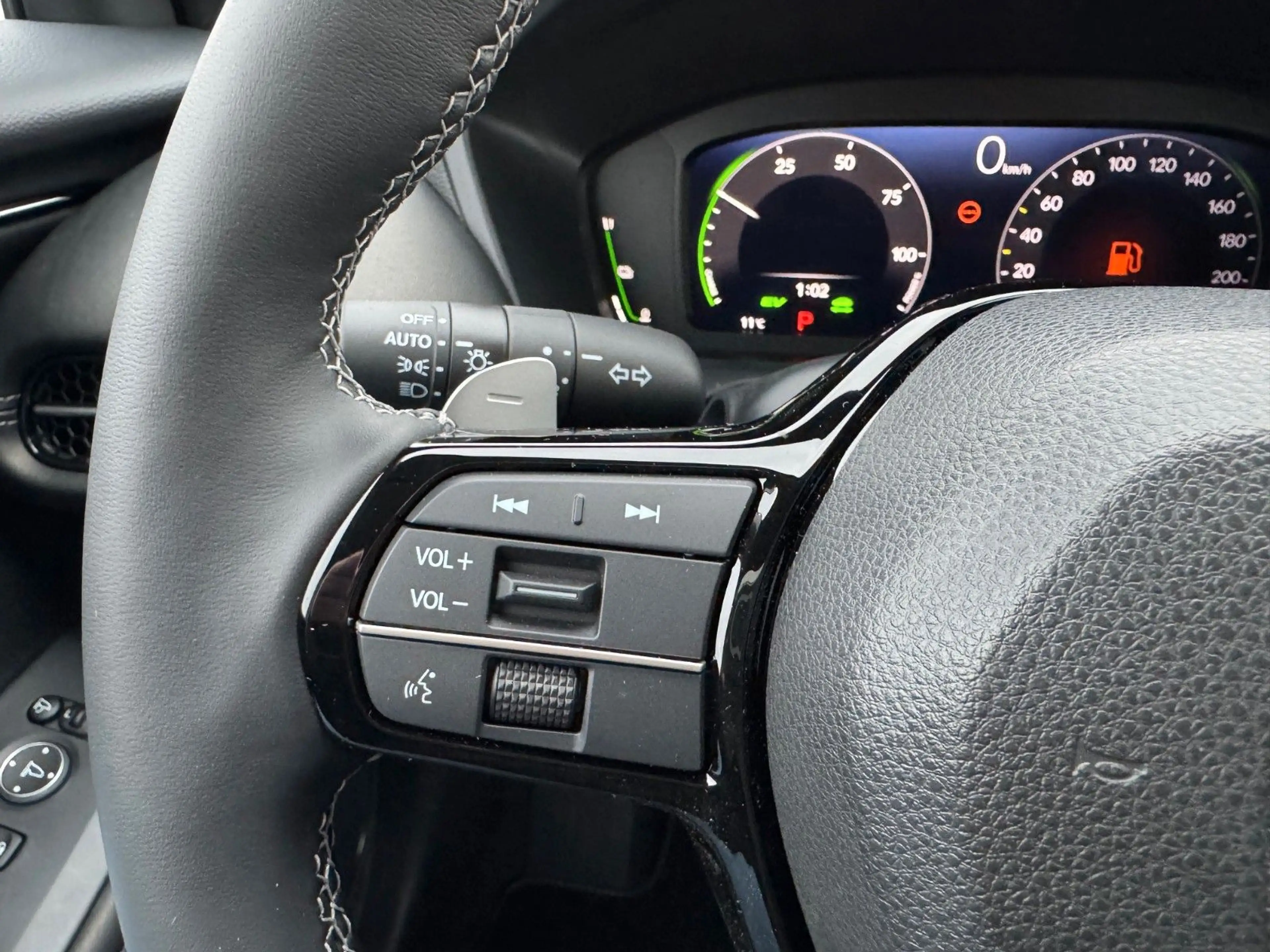 Honda ZR-V 2.0 e:HEV Advance Black Paket VERFÜGBAR — photo 15